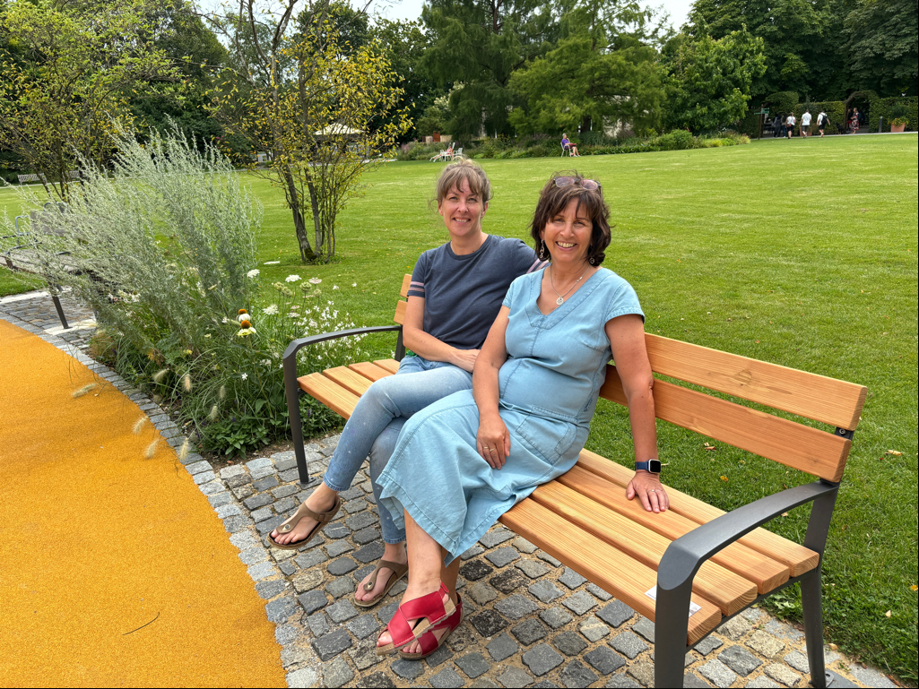 Neue Sitzgelegenheiten für den Botanischen Garten